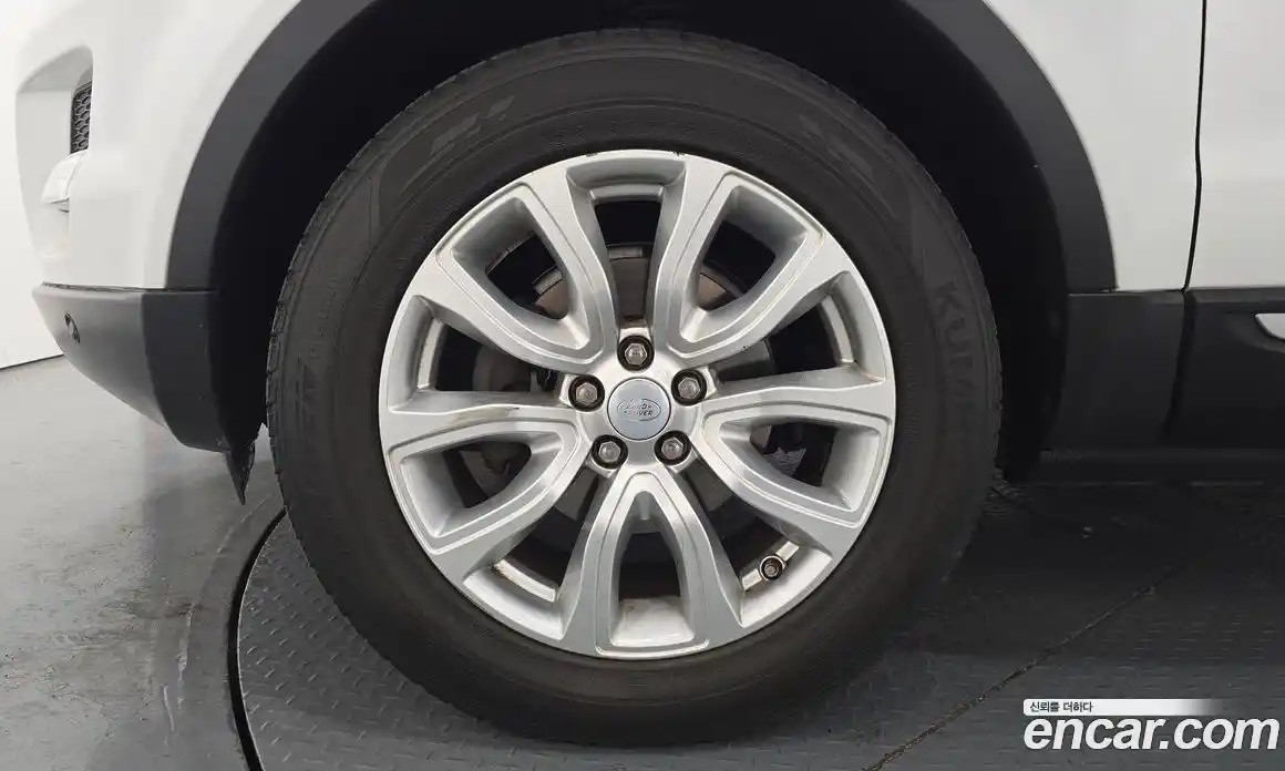 Land Rover Range-Rover Evoque 2015 2.2 гидро в Москве № 1547689, фото 5