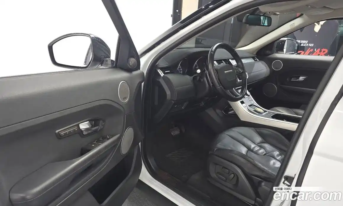Land Rover Range-Rover Evoque 2015 2.2 гидро в Москве № 1547689, фото 10