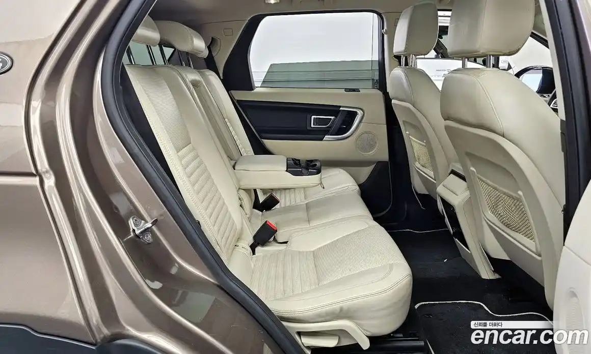 Land Rover Discovery Sport 2016 2.0 гидро в Москве № 1547753, фото 12