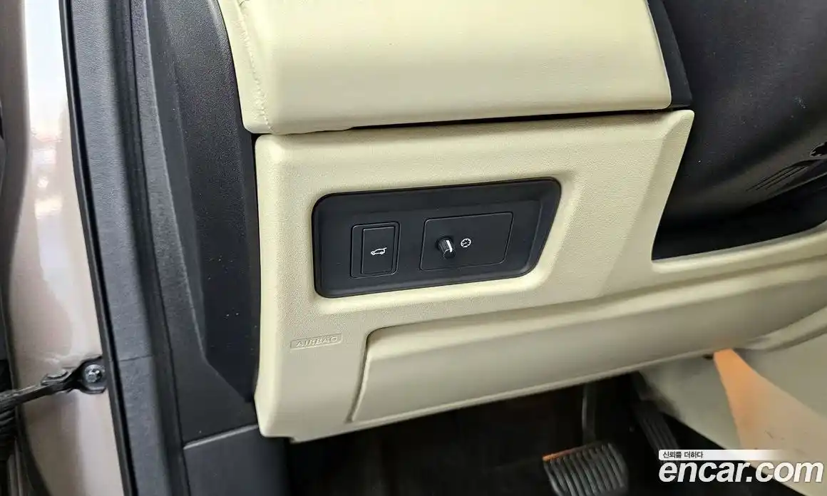 Land Rover Discovery Sport 2016 2.0 гидро в Москве № 1547753, фото 16