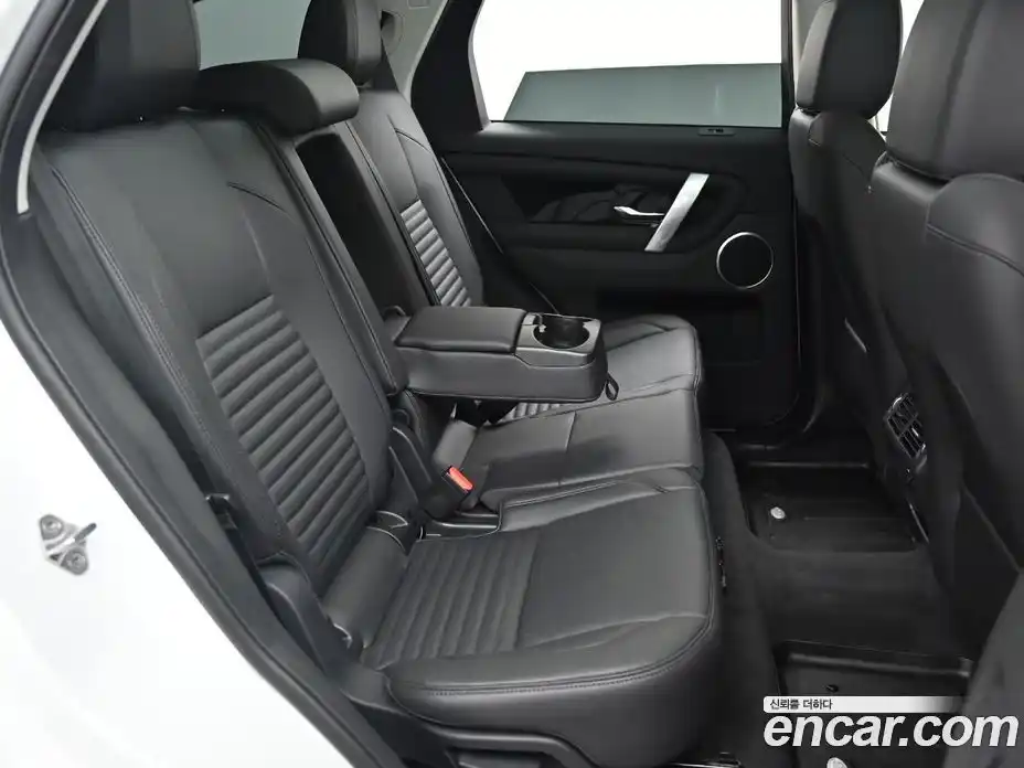 Land Rover Discovery Sport 2023 2.0 гидро в Москве № 1547823, фото 12