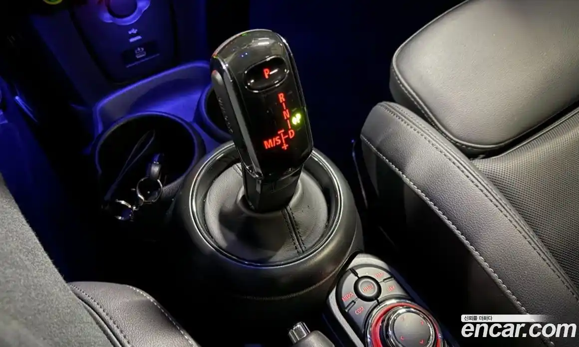 Mini Cooper 2023 1.5 гидро в Москве № 1548050, фото 9