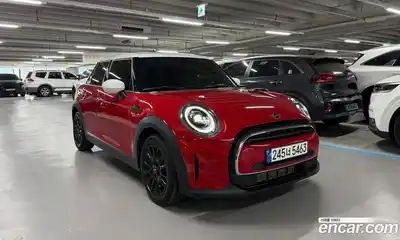 Mini Cooper 2023 1.5 гидро в Москве № 1548050, миниатюра 10