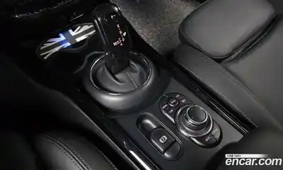 Mini Clubman 2023 1.5 гидро в Москве № 1548071, миниатюра 9