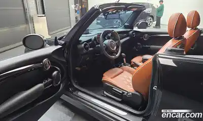 Mini Cooper Convertible 2019 2.0 гидро в Москве № 1548292, миниатюра 10