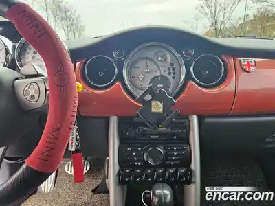 Mini Cooper Convertible 2007 1.6 гидро в Москве № 1548530, миниатюра 9