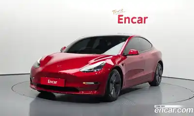 Tesla Model 3, 2022