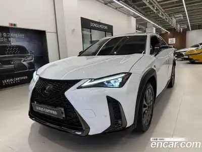 Lexus UX, 2020