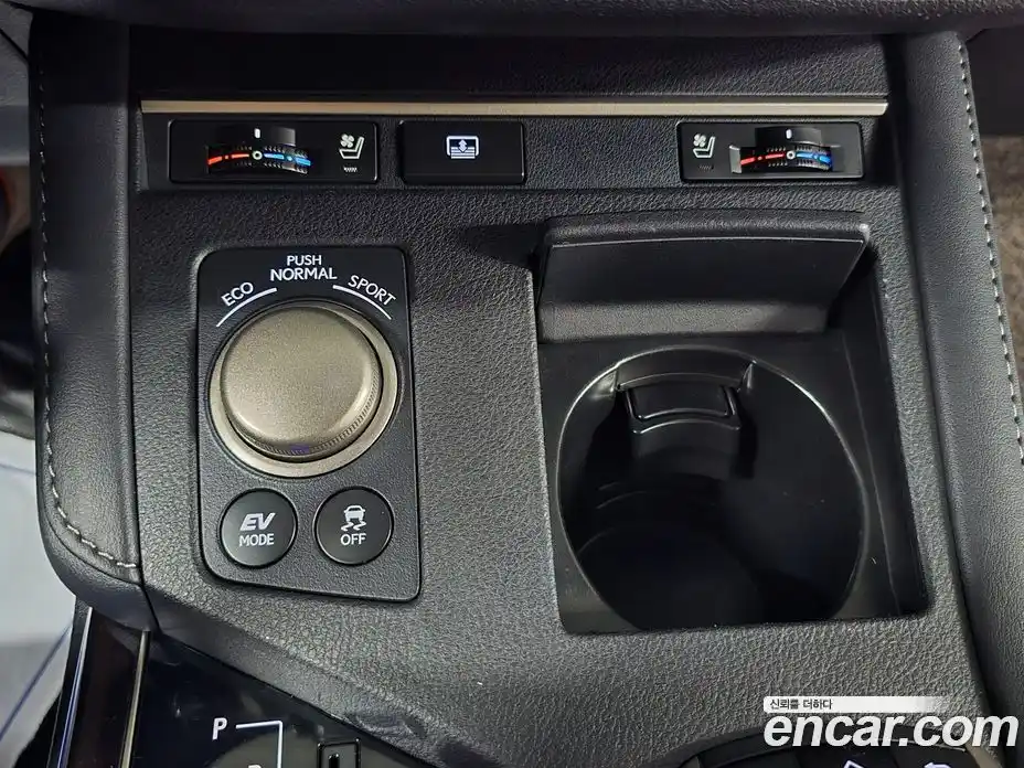 Lexus ES 2017 2.5 гидро в Москве № 1548953, фото 18