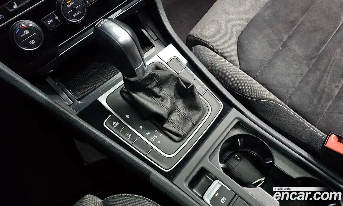 Volkswagen Golf 2015 2.0 гидро в Москве № 1549285, фото 9