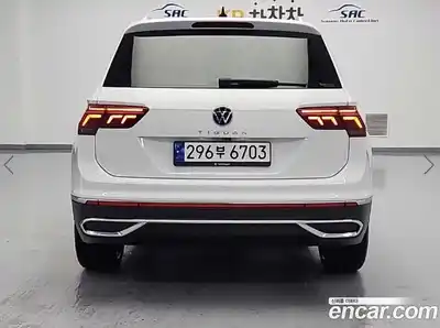 Volkswagen Tiguan 2022 2.0 гидро в Москве № 1549509, миниатюра 3