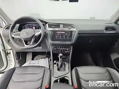 Volkswagen Tiguan 2022 2.0 гидро в Москве № 1549509, миниатюра 7