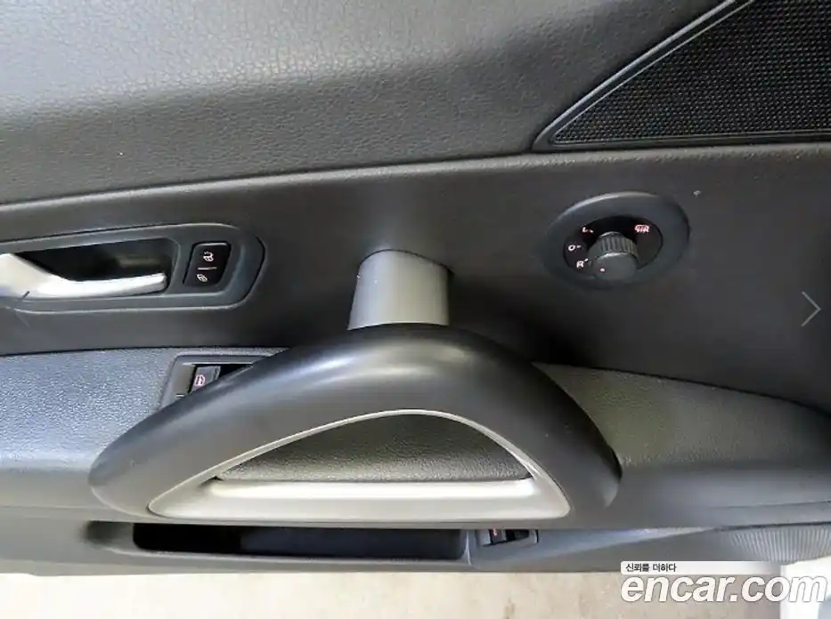 Volkswagen Scirocco 2013 2.0 гидро в Москве № 1549563, фото 13