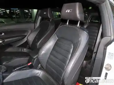 Volkswagen Scirocco 2013 2.0 гидро в Москве № 1549563, миниатюра 7