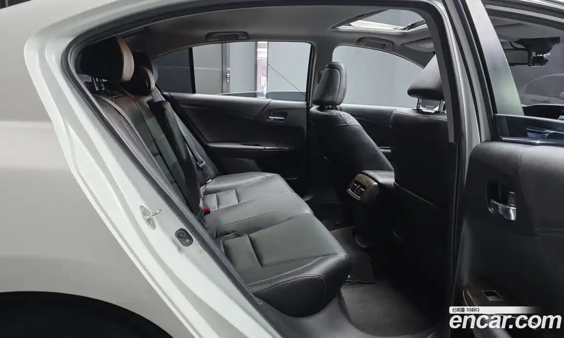 Honda Accord 2014 2.4 гидро в Москве № 1550279, фото 12