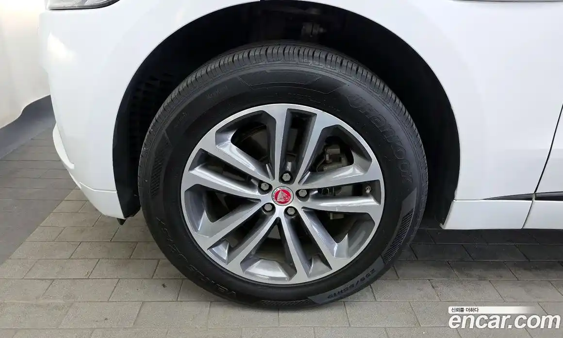 Jaguar F-Pace 2016 3.0 гидро в Москве № 1550913, фото 5