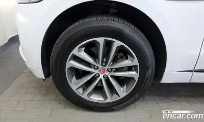 Jaguar F-Pace 2016 3.0 гидро в Москве № 1550913, миниатюра 5