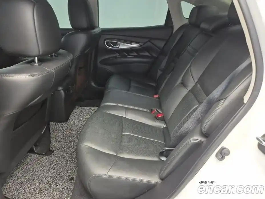 Infiniti Q70 2016 3.7 гидро в Москве № 1551092, фото 11