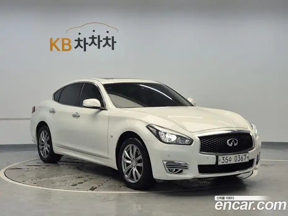 Infiniti Q70 2016 3.7 гидро в Москве № 1551092, фото 4