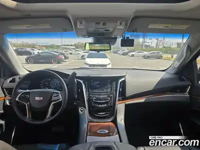 Cadillac Escalade 2017 6.2 гидро в Москве № 1551419, миниатюра 7