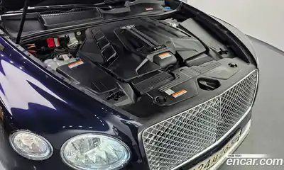 Bentley Bentayga 2023 4.0 гидро в Москве № 1551436, миниатюра 6