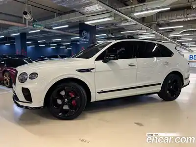 Bentley Bentayga 2023 4.0 гидро в Москве № 1551468, миниатюра 7