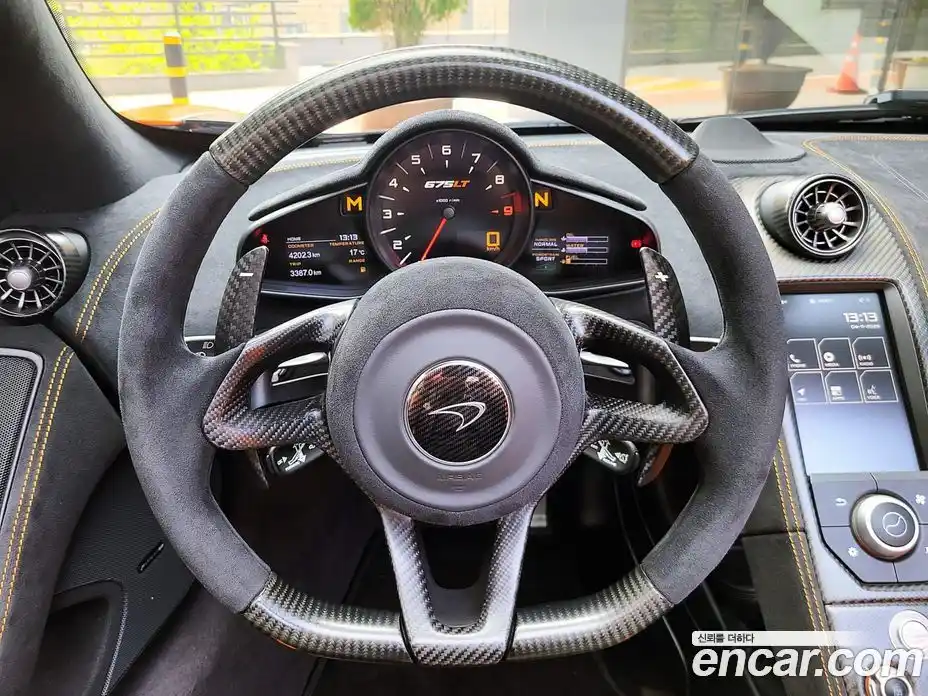 McLaren 675LT 2016 3.8 гидро в Москве № 1551709, фото 13