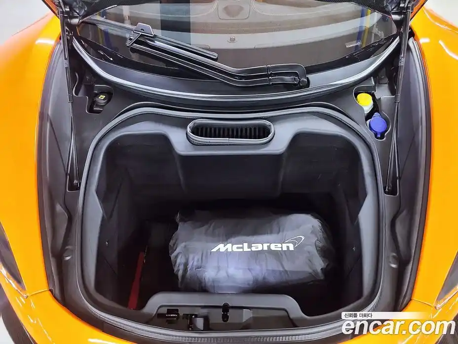 McLaren 675LT 2016 3.8 гидро в Москве № 1551709, фото 19