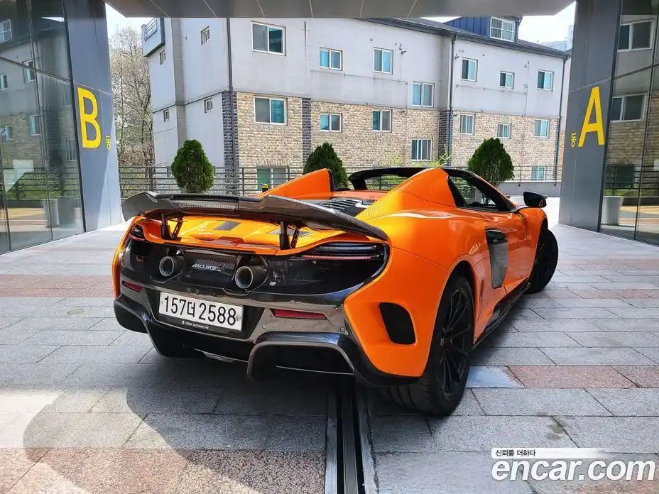 McLaren 675LT 2016 3.8 гидро в Москве № 1551709, фото 5