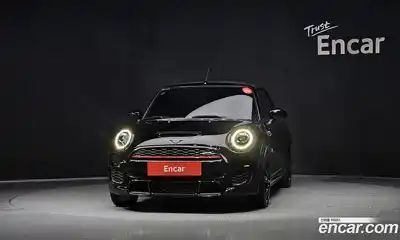 Mini Cooper Convertible 2020 2.0 гидро в Москве № 156872, миниатюра 3