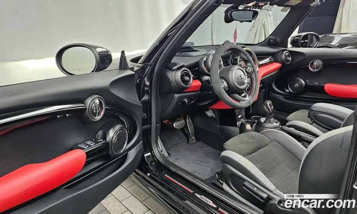 Mini Cooper Convertible 2020 2.0 гидро в Москве № 156872, фото 10