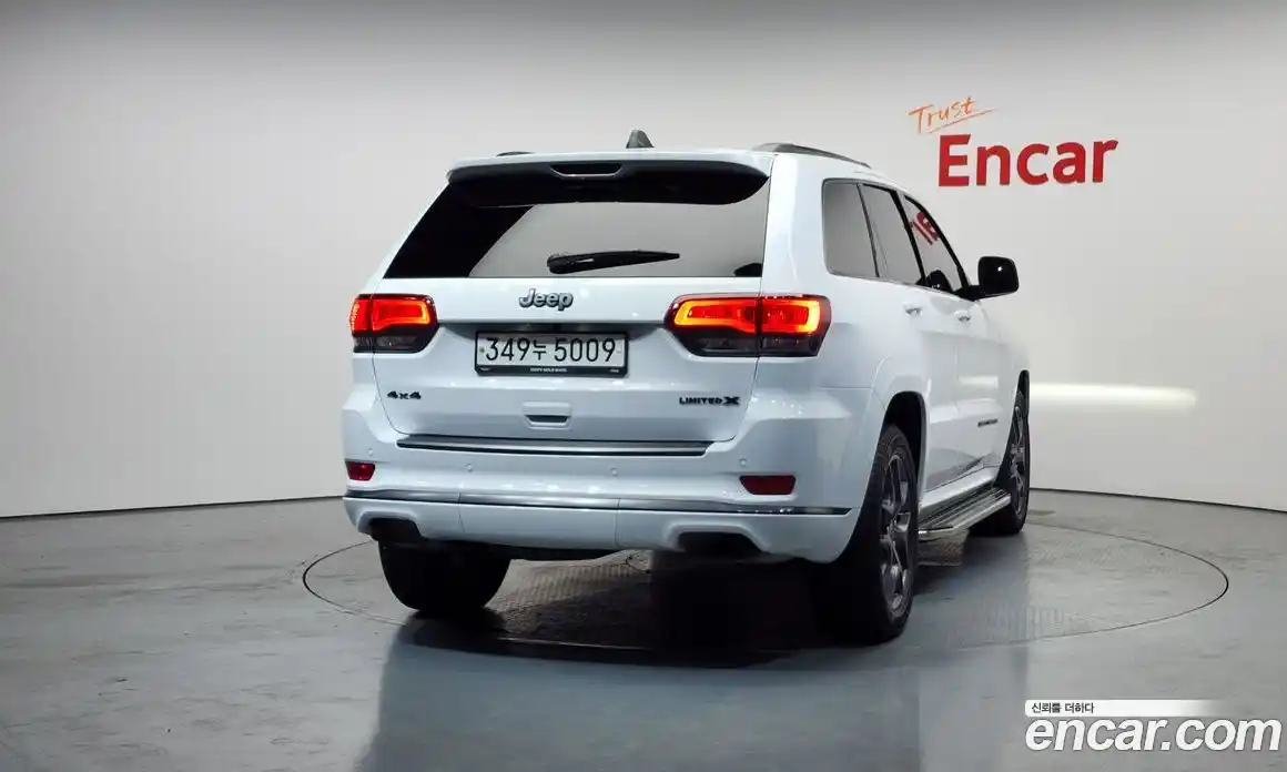 Jeep Cherokee 2020 3.6 гидро в Москве № 169701, фото 4
