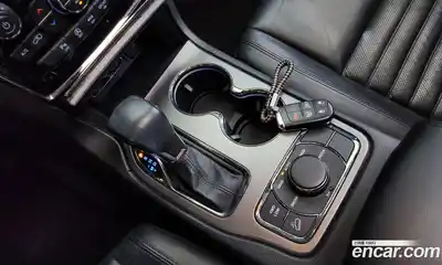 Jeep Cherokee 2020 3.6 гидро в Москве № 169701, миниатюра 9