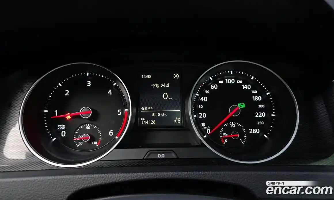 Volkswagen Golf 2016 2.0 гидро в Москве № 171130, фото 8