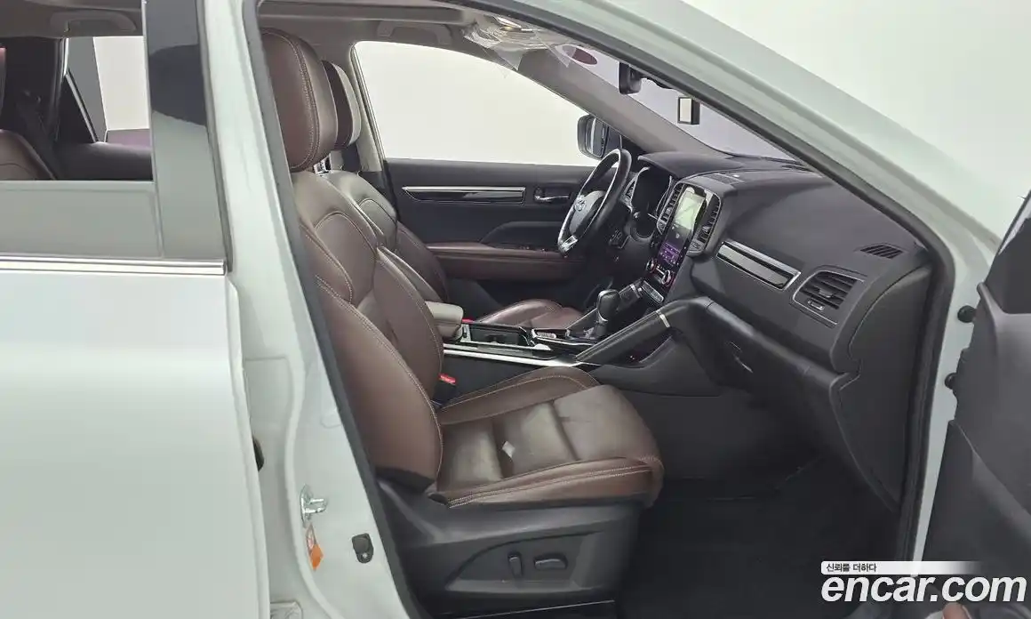 Renault QM6 2018 2.0 гидро в Москве № 178258, фото 11
