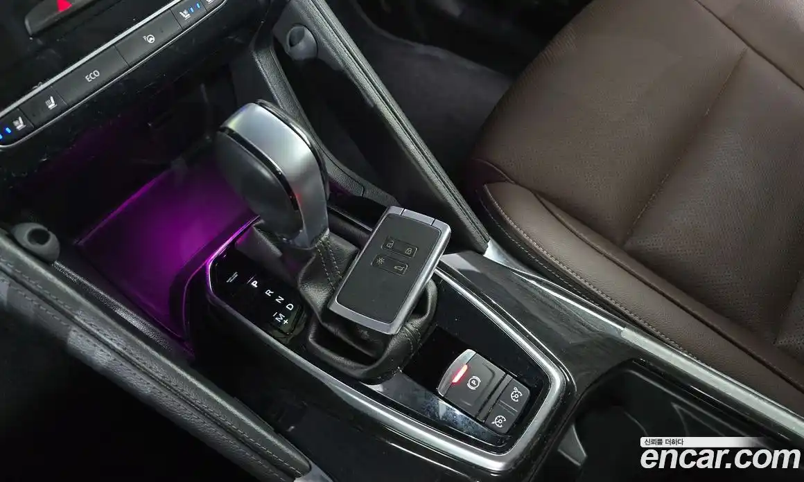 Renault QM6 2018 2.0 гидро в Москве № 178258, фото 9