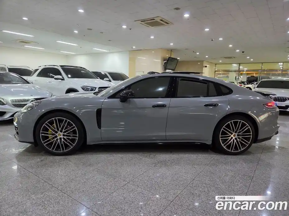 Porsche Panamera 2018 2.9 гидро в Москве № 197942, фото 3