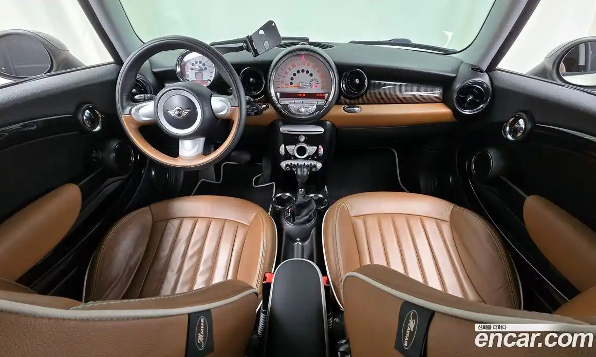 Mini Cooper 2010 1.6 гидро в Москве № 207007, фото 7