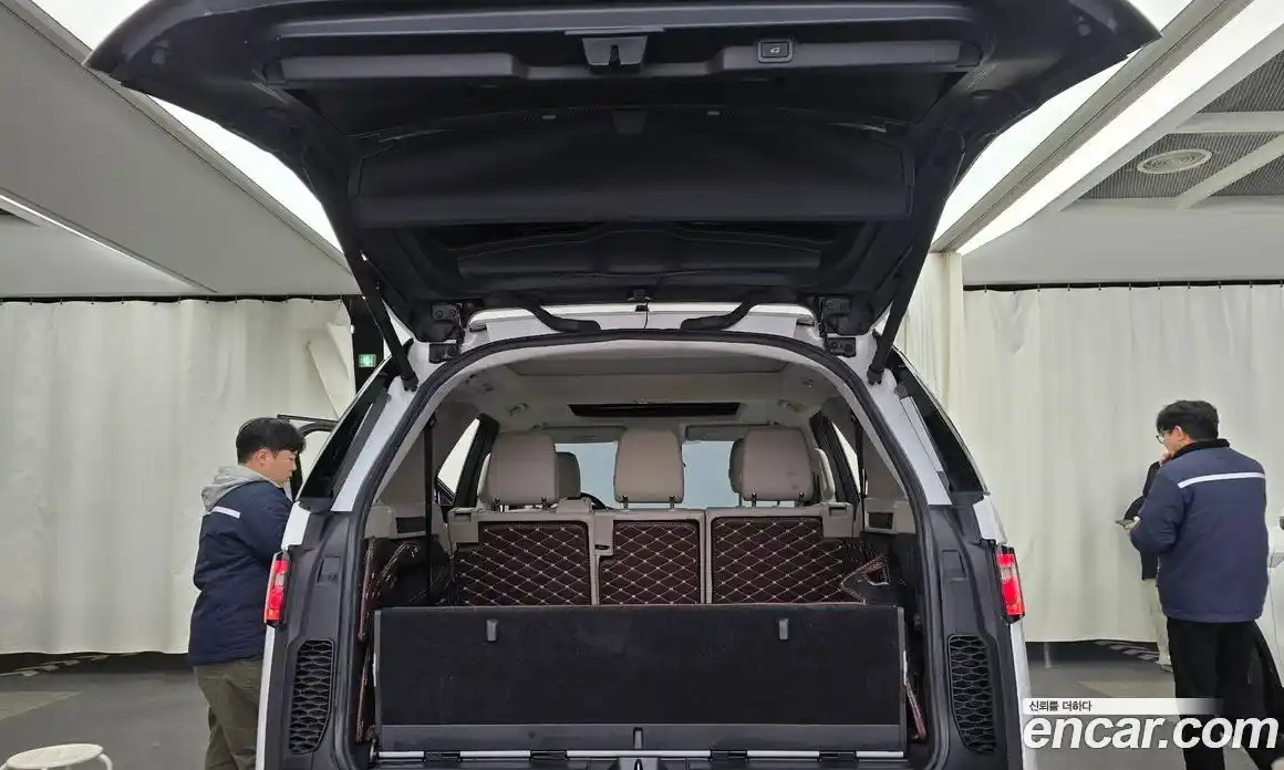 Land Rover Discovery 2019 3.0 гидро в Москве № 213772, фото 20