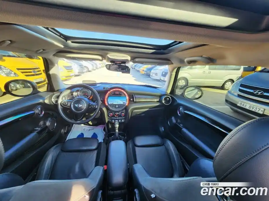 Mini Cooper 2015 2.0 гидро в Москве № 214415, фото 17