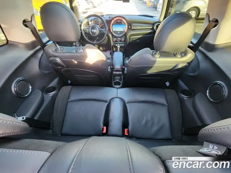 Mini Cooper 2015 2.0 гидро в Москве № 214415, фото 18