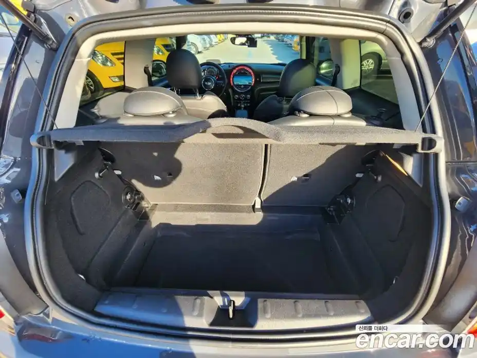 Mini Cooper 2015 2.0 гидро в Москве № 214415, фото 19