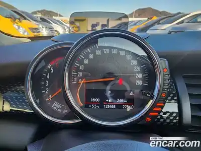 Mini Cooper 2015 2.0 гидро в Москве № 214415, миниатюра 6