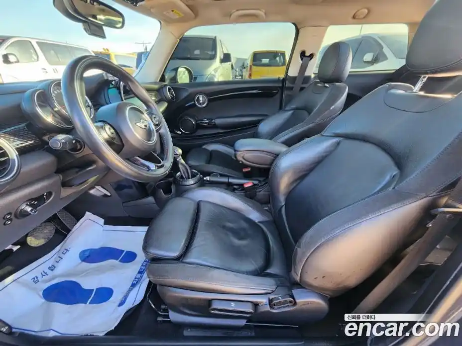 Mini Cooper 2015 2.0 гидро в Москве № 214415, фото 9