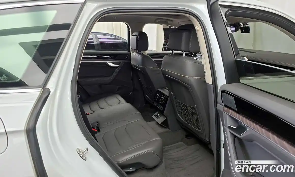 Volkswagen Touareg 2021 3.0 гидро в Москве № 215223, фото 12