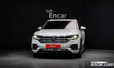 Volkswagen Touareg 2021 3.0 гидро в Москве № 215223, миниатюра 3