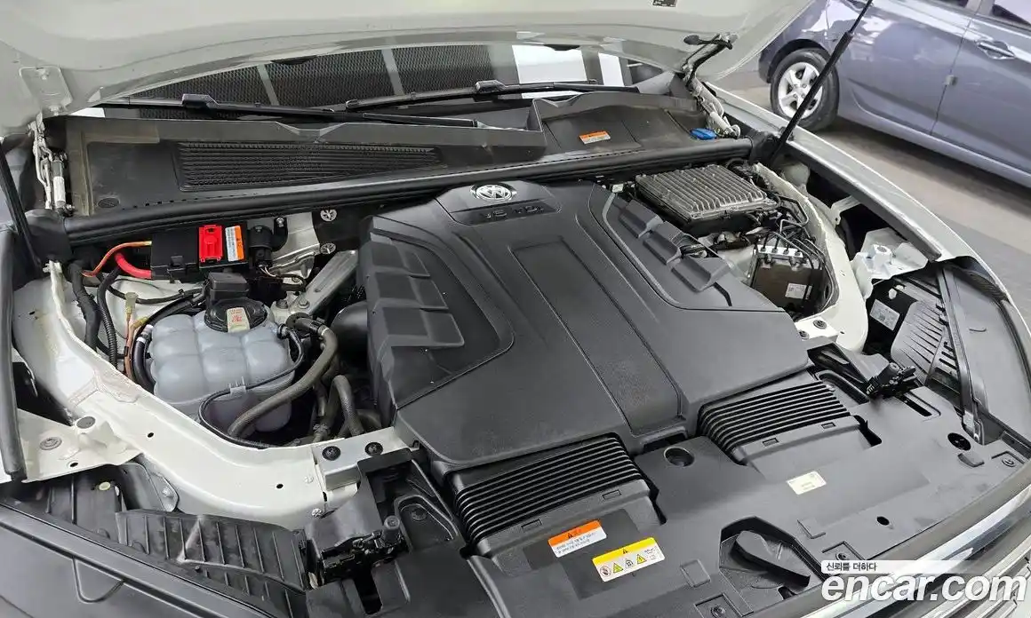 Volkswagen Touareg 2021 3.0 гидро в Москве № 215223, фото 6