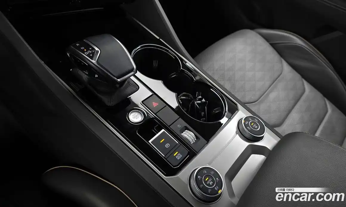 Volkswagen Touareg 2021 3.0 гидро в Москве № 215223, фото 9