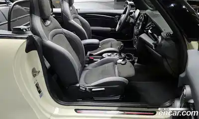 Mini Cooper Convertible 2021 2.0 гидро в Москве № 221168, миниатюра 11