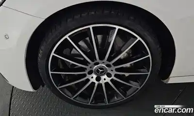 Mercedes-Benz E-Class 2023 2.0 гидро, миниатюра 4